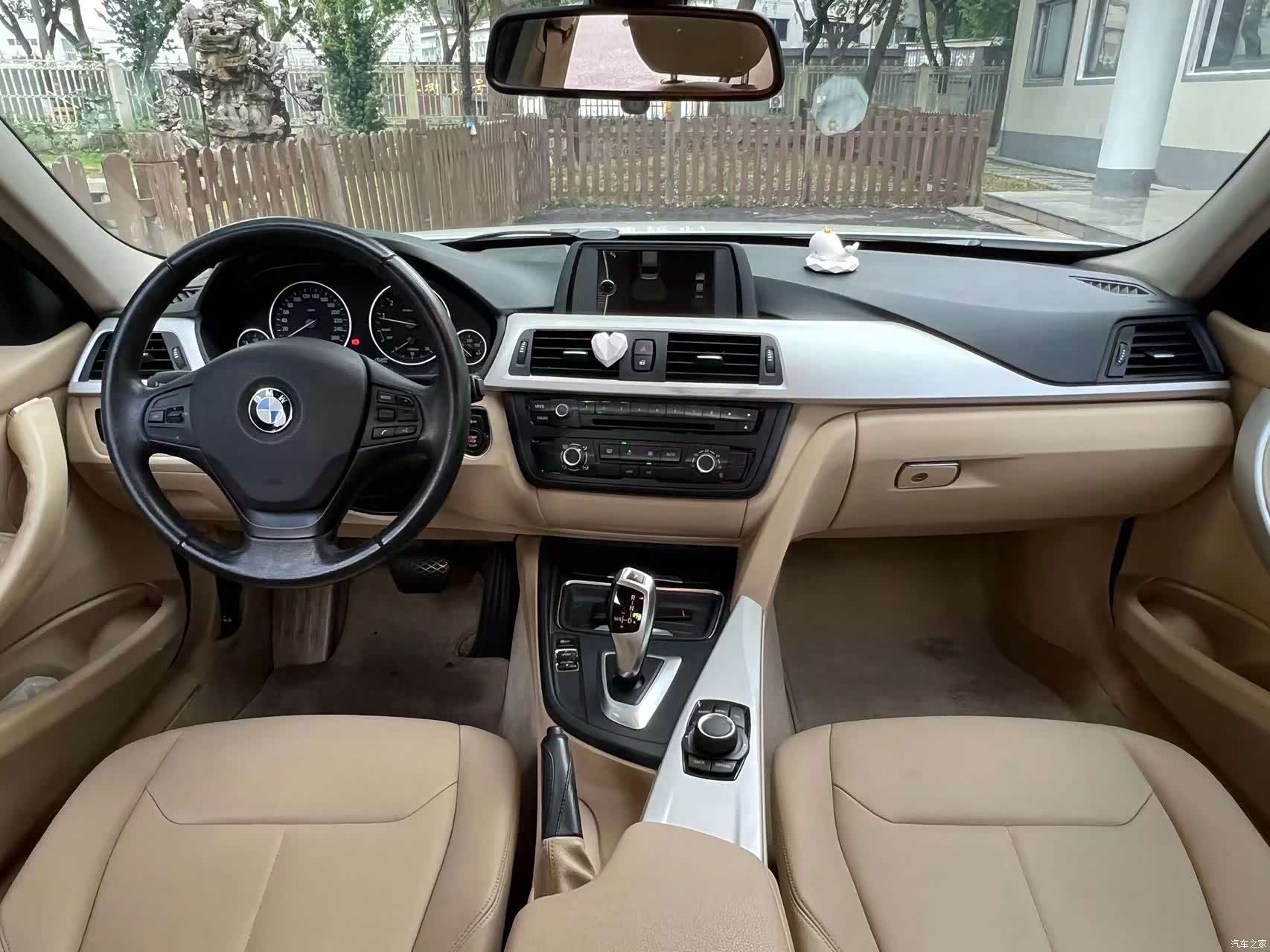 BMW 3 Series, 2013 3