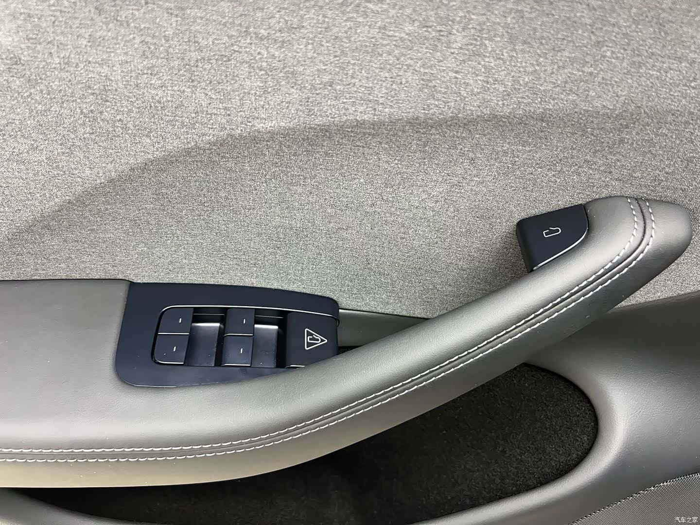 Tesla Model 3, 2025 18