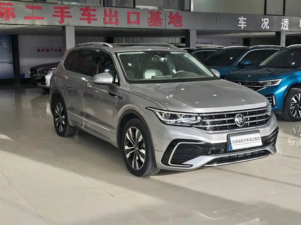 Volkswagen Tiguan L
