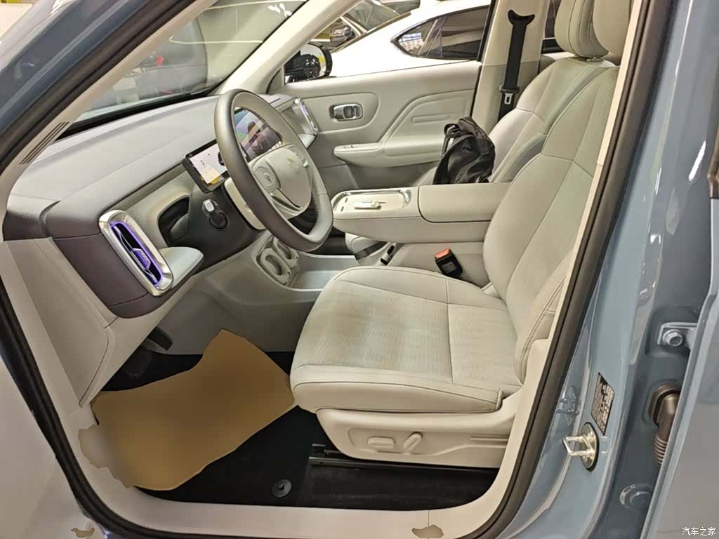 Leapmotor B10, 2025 15