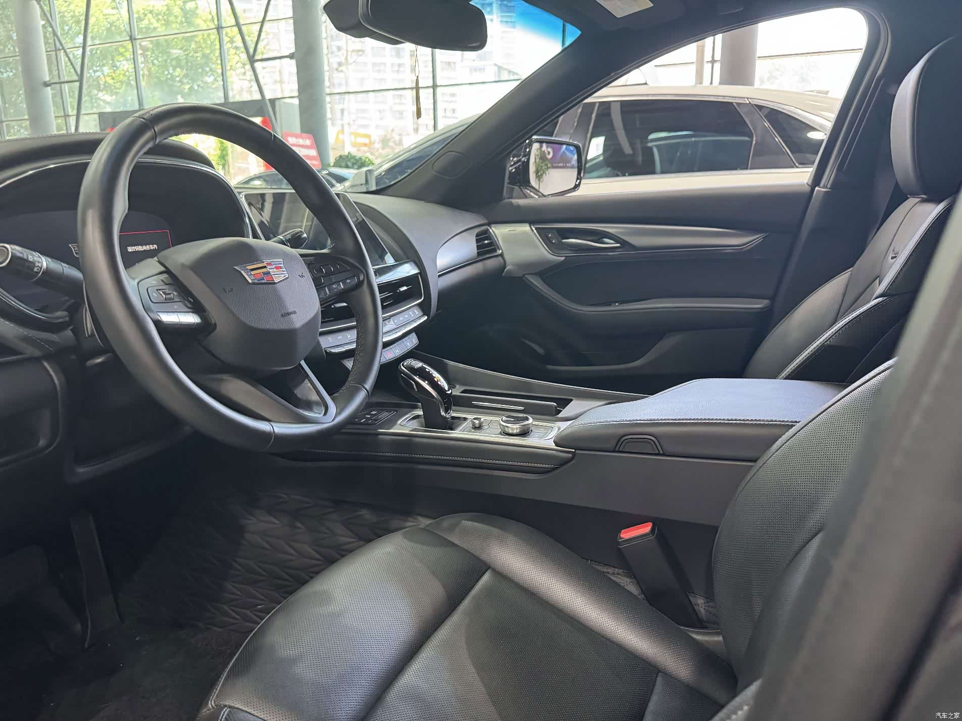 Cadillac CT5, 2023 14