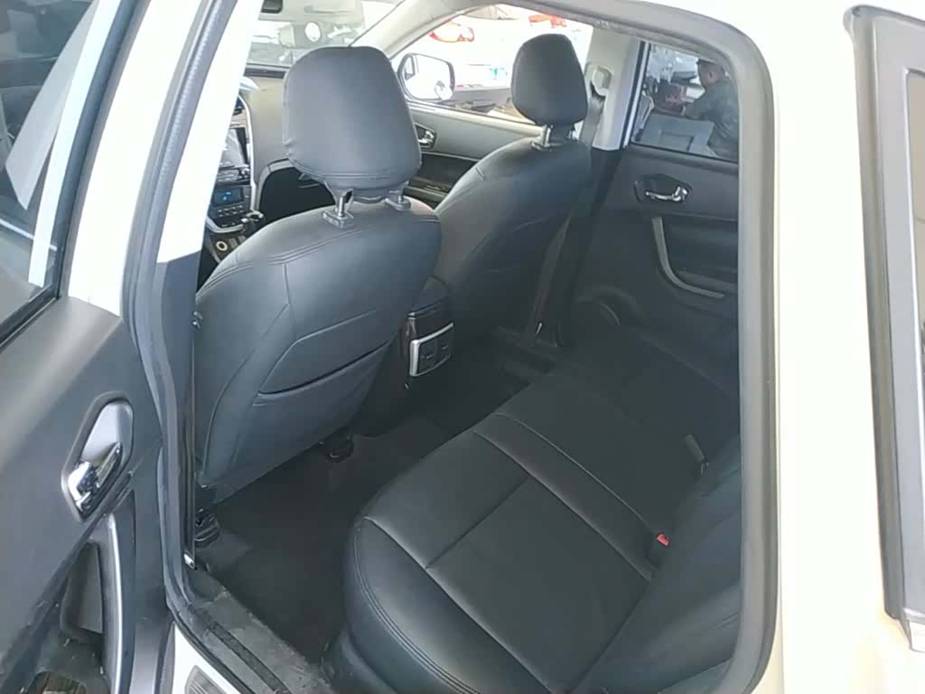 GAC GS5, 2015 17