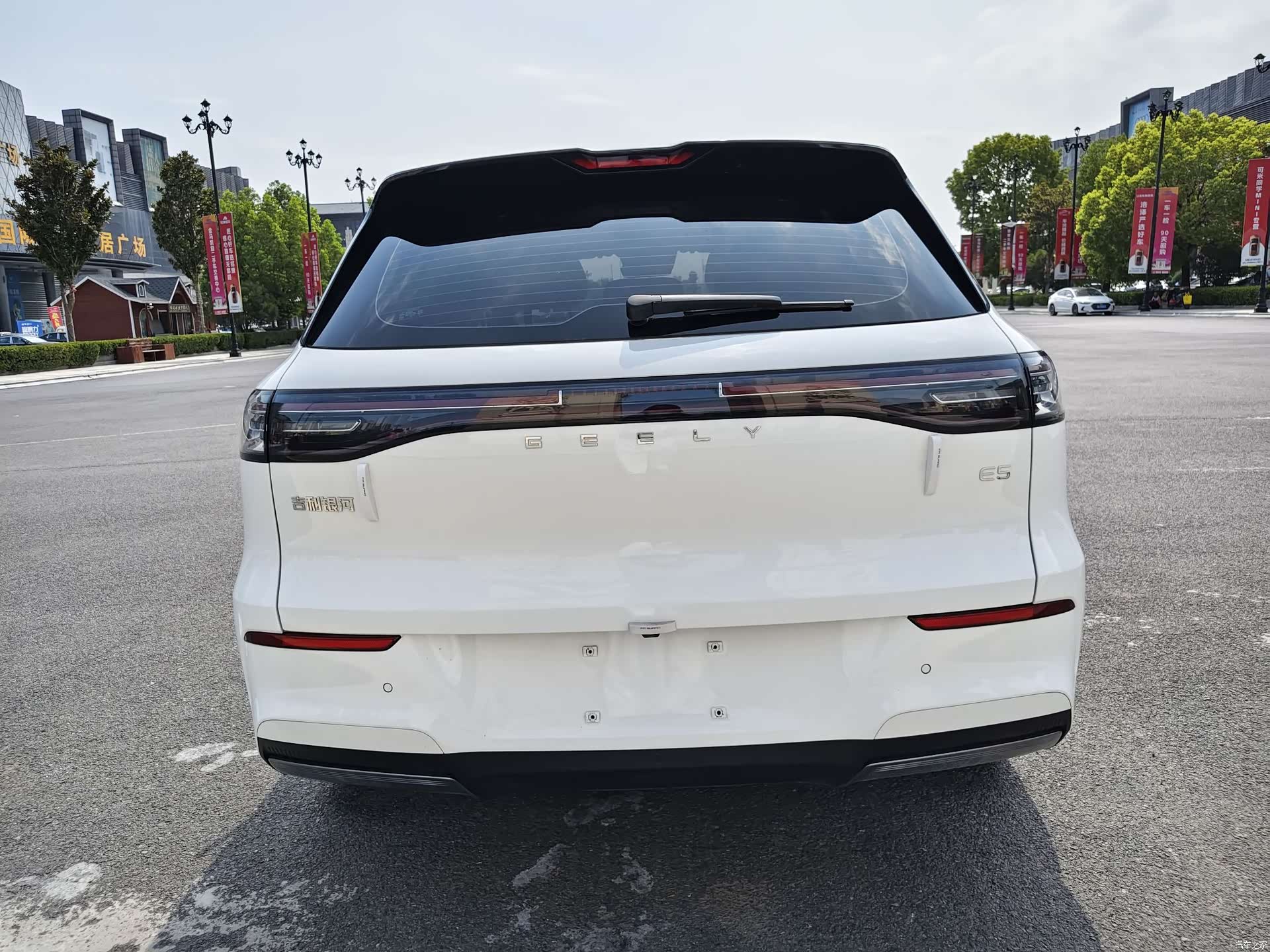 Geely Galaxy E5, 2024 19