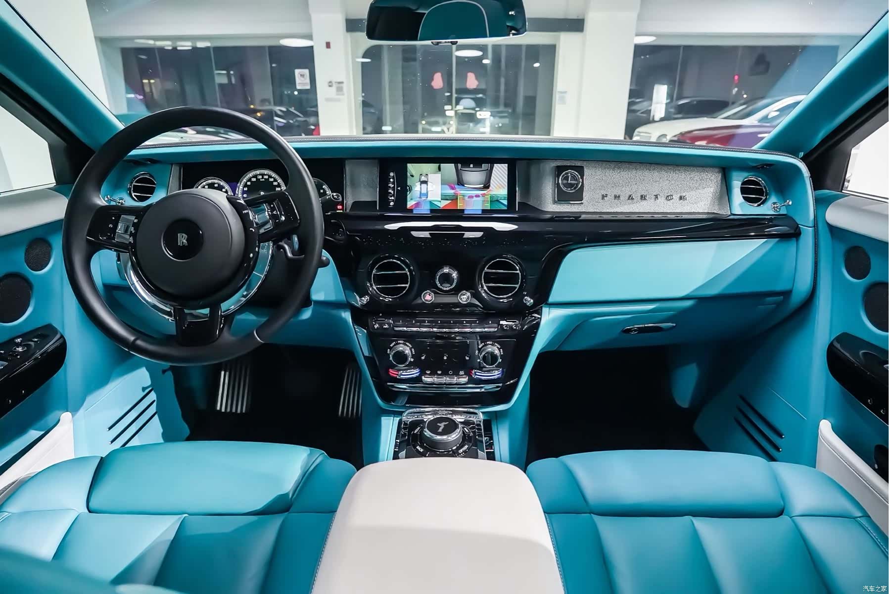 Rolls-Royce Phantom, 2020 11