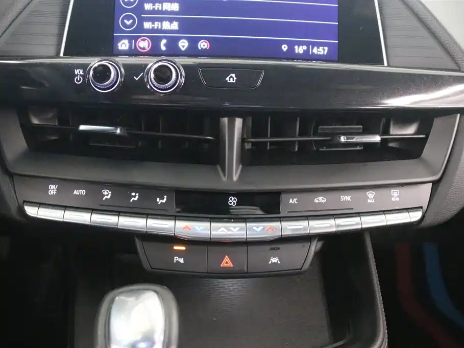 Cadillac CT4