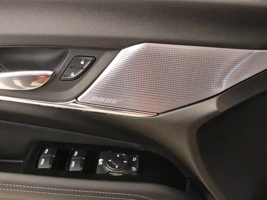 Cadillac CT4