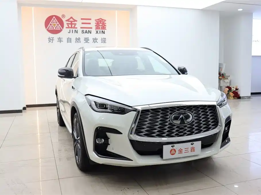Infiniti QX55