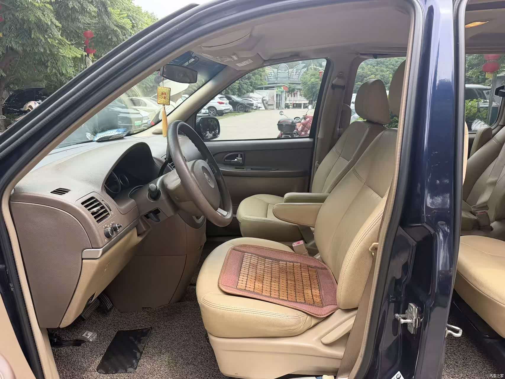 Buick GL8, 2015 все фото