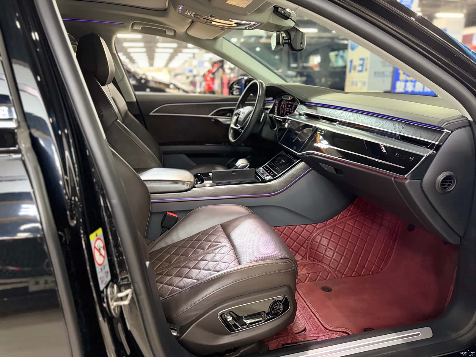 Audi A8L, 2022 12