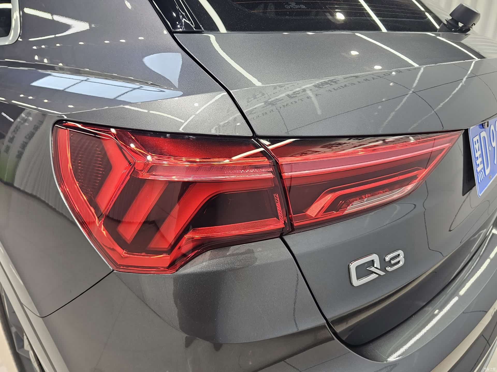 Audi Q3, 2022 11