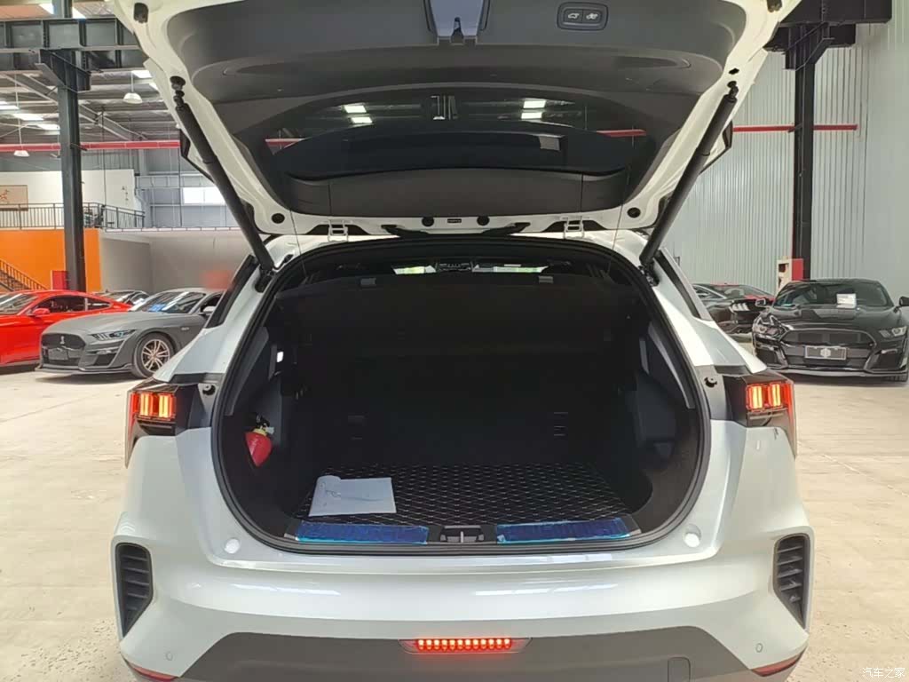 Lynk & Co 02, 2023 19