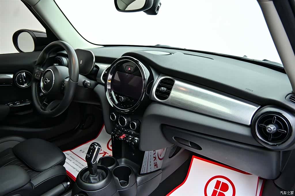 Mini Cooper, 2022 15