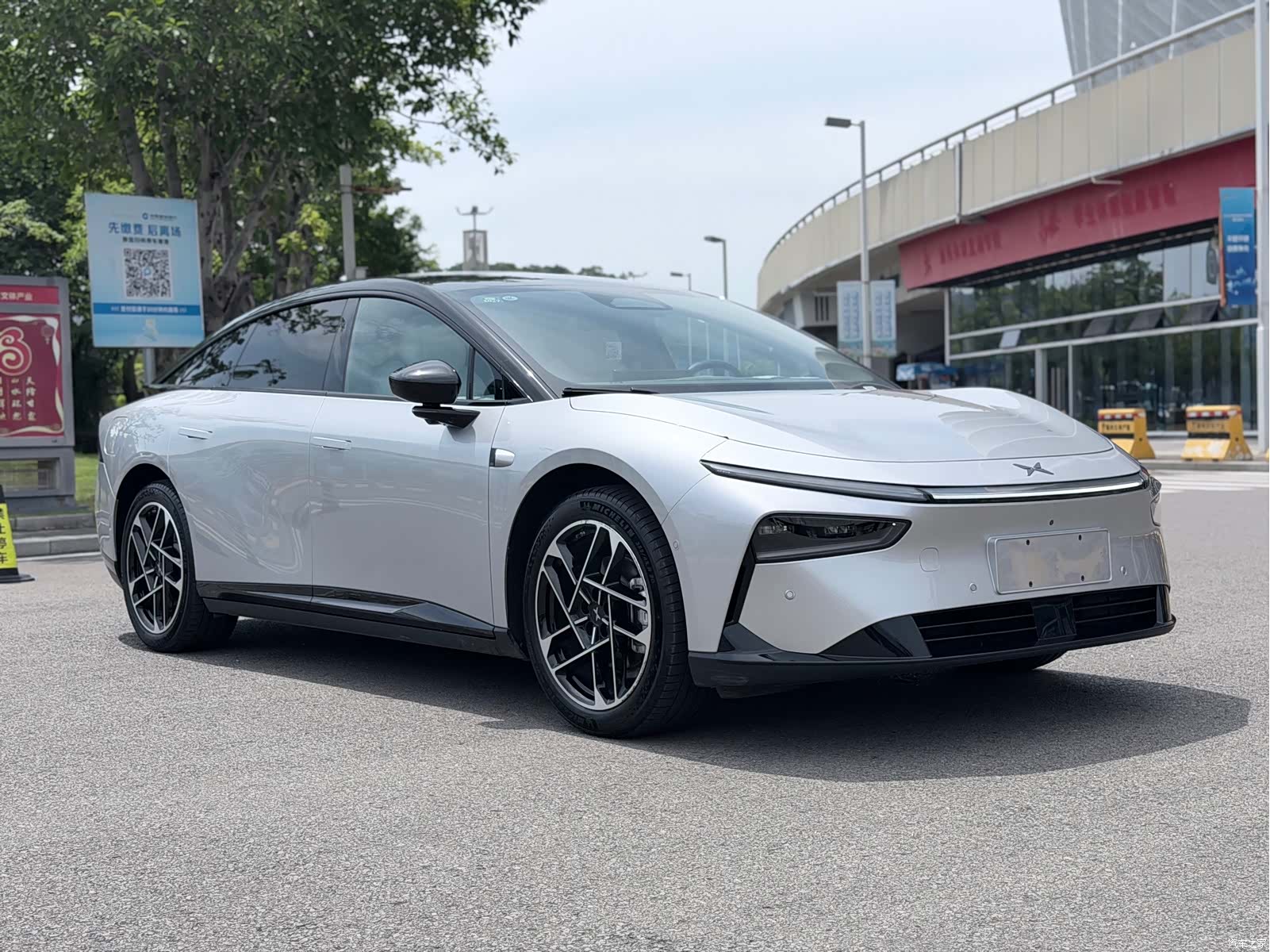 Xpeng P7, 2025 3