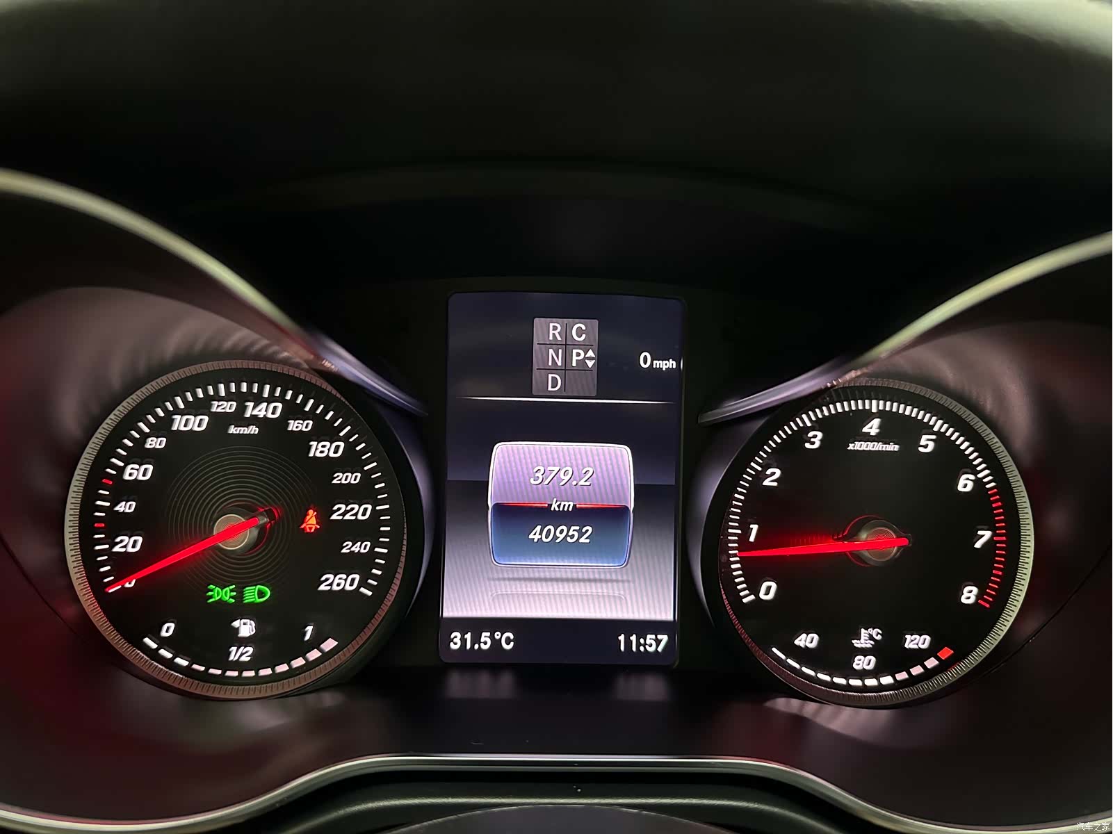 Mercedes-Benz V-Class, 2020 11