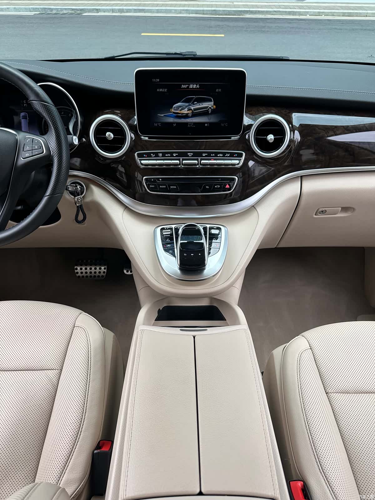 Mercedes-Benz V-Class, 2020 21