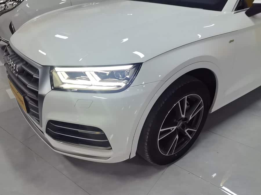 Audi Q5L 2021, фото 23