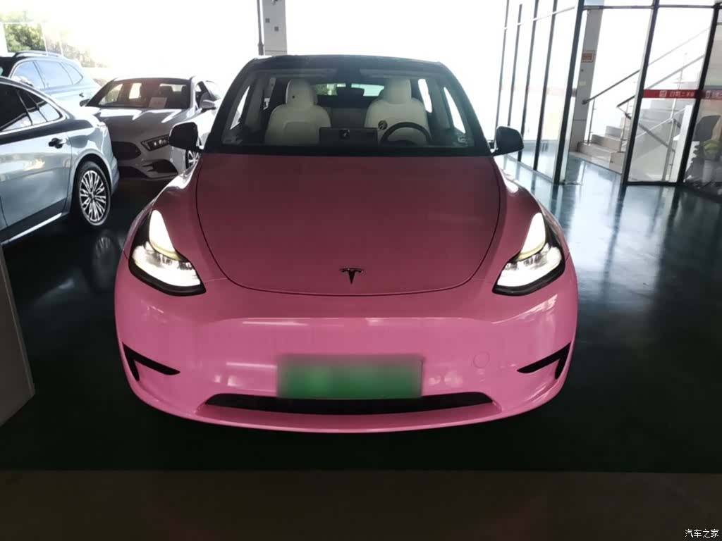 Model Y, 2023 3