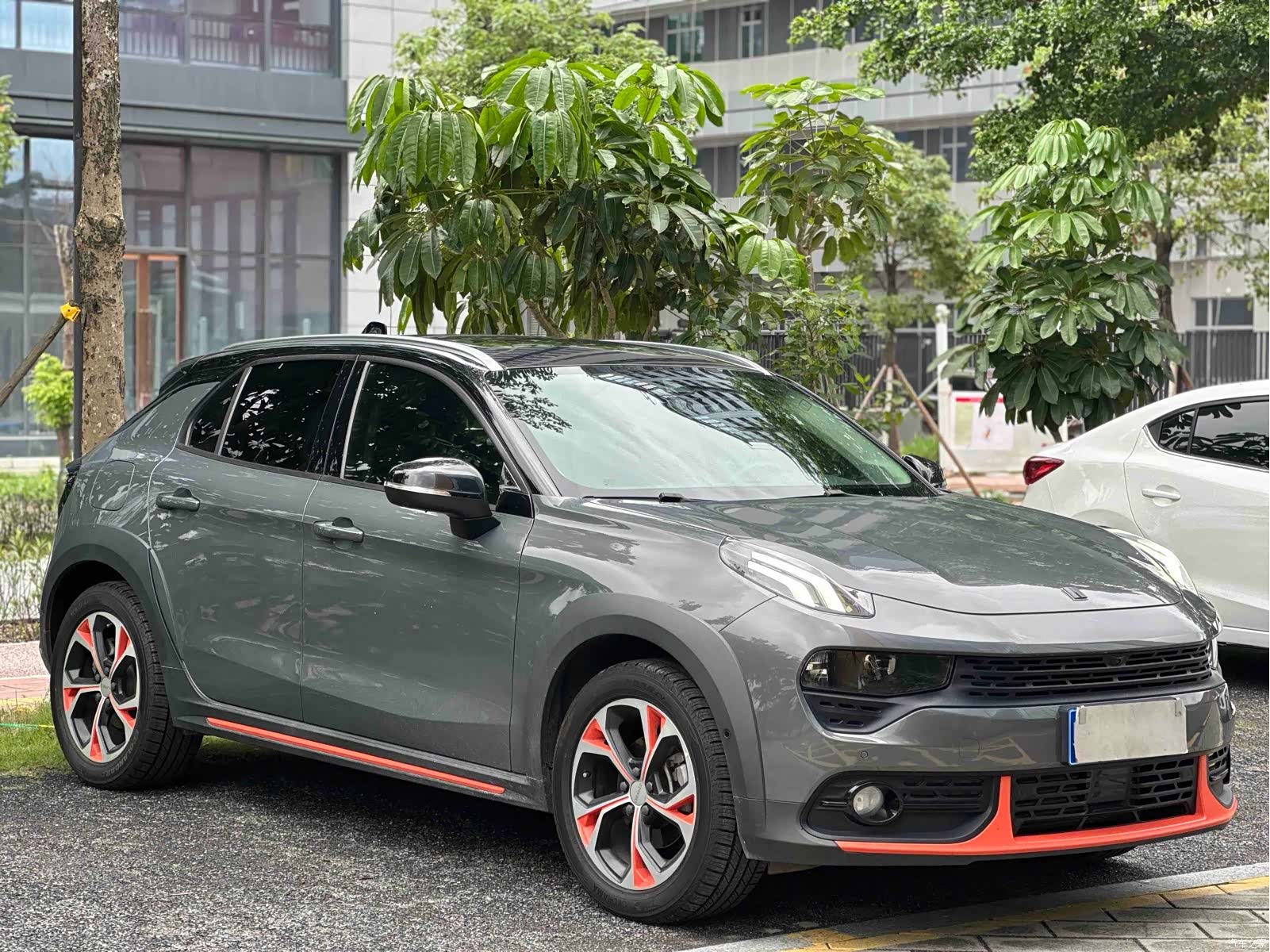 Lynk & Co 01, 2020 3
