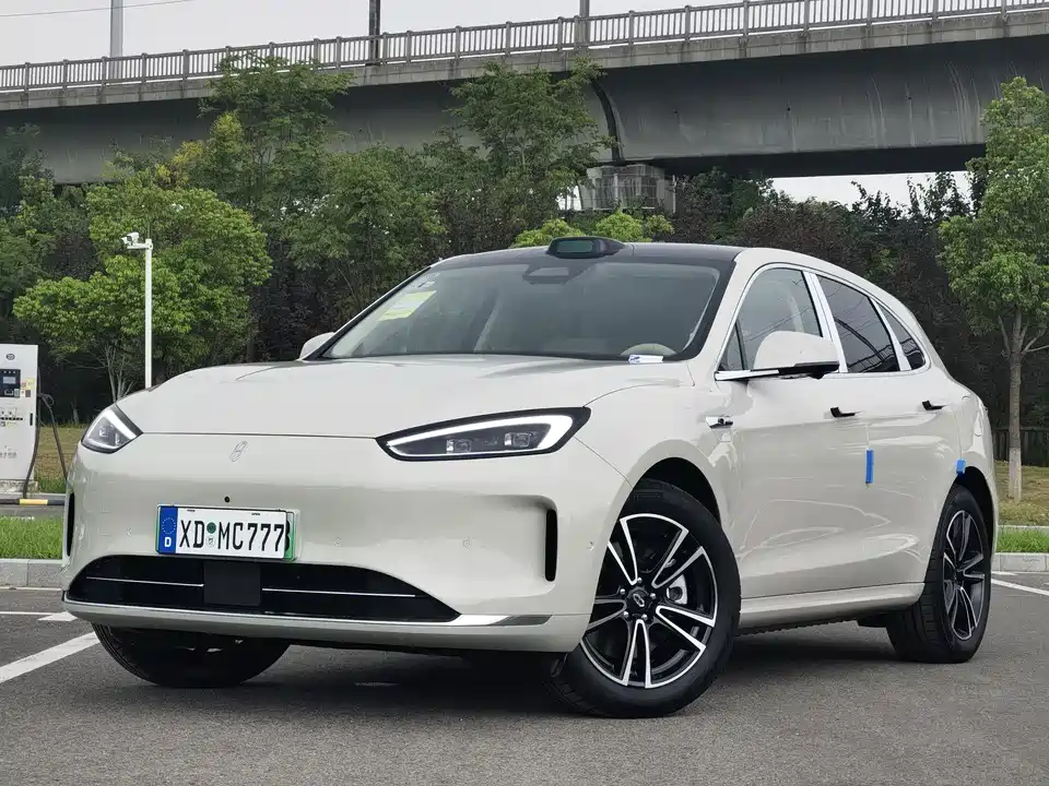 AITO Ask the world M5