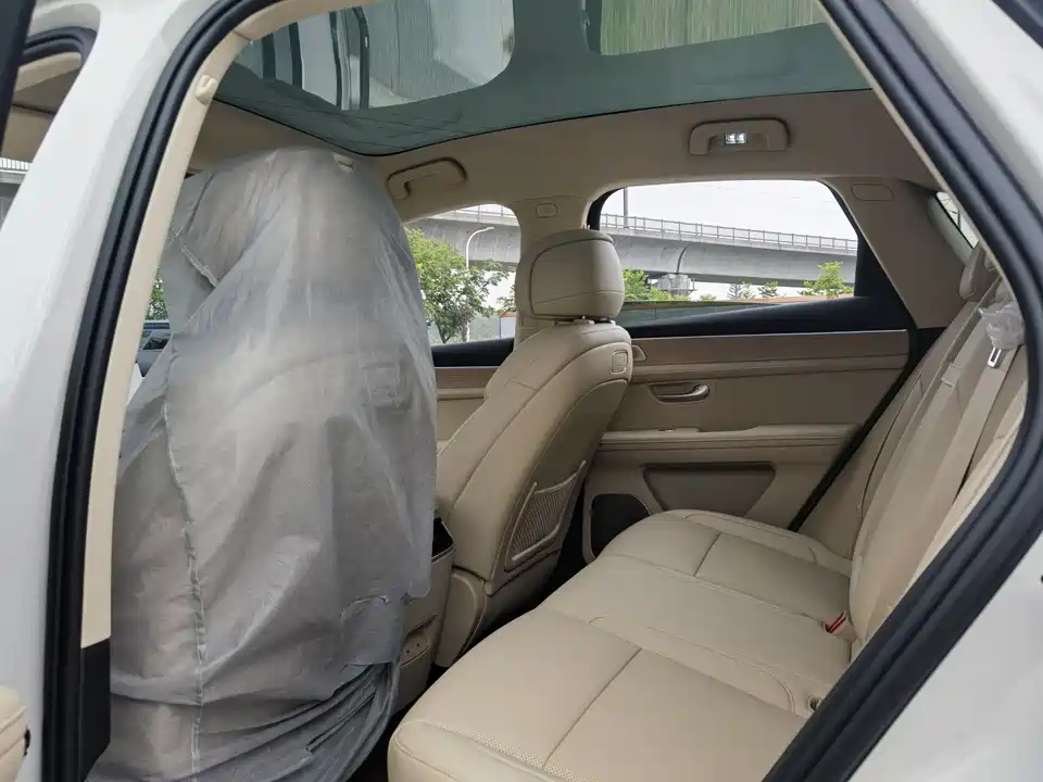 AITO Ask the world M5