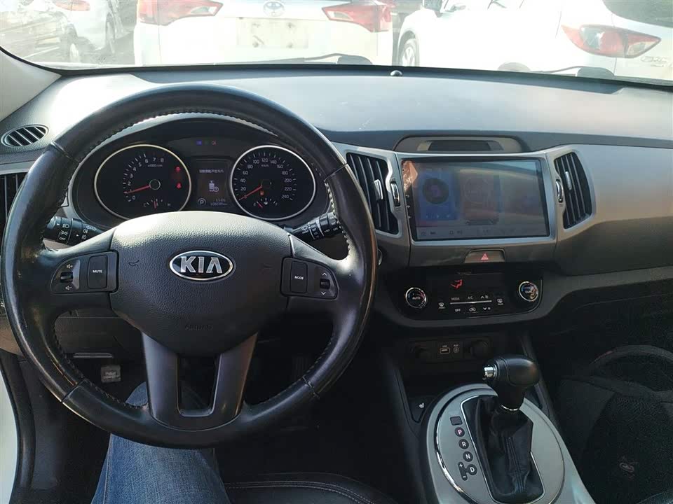 Kia Smart running