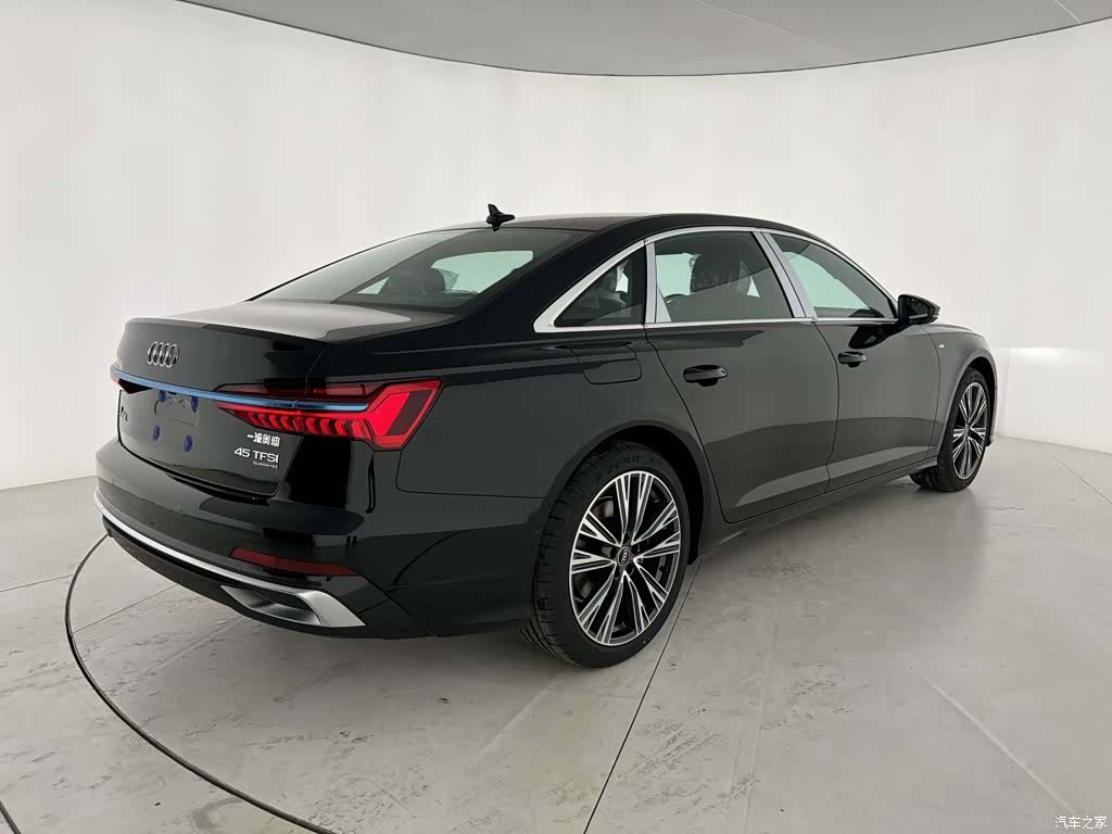 Audi A6L, 2026 4