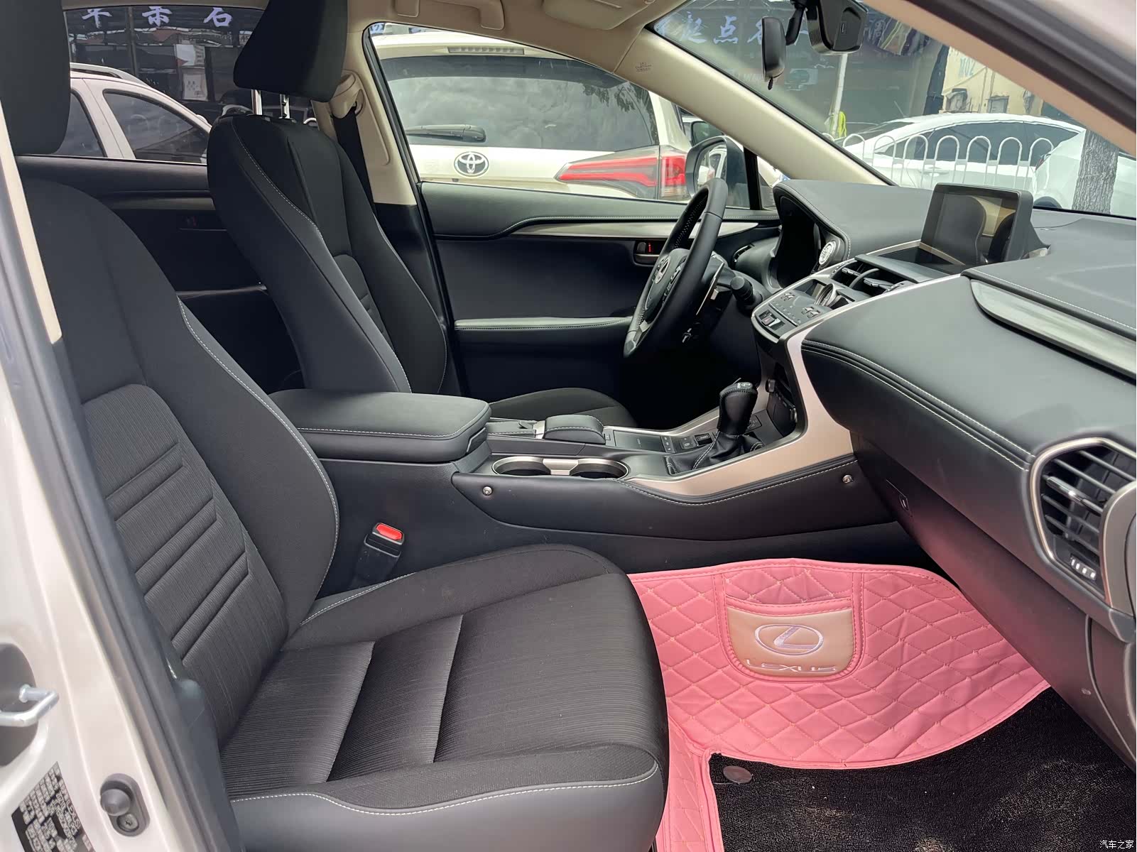 Lexus NX, 2021 все фото