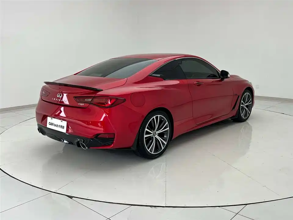 Infiniti Q60