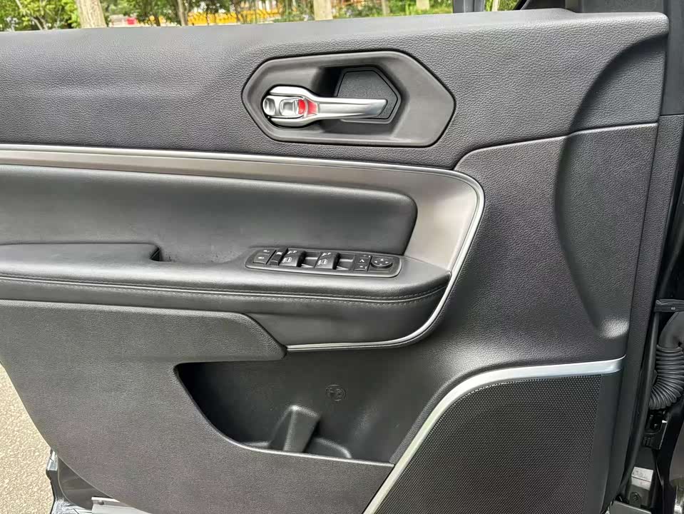 Jeep Grand Commander