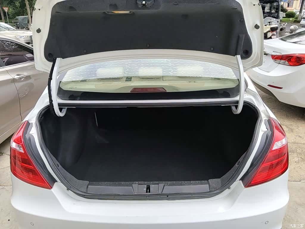 Geely Emgrand, 2017 19