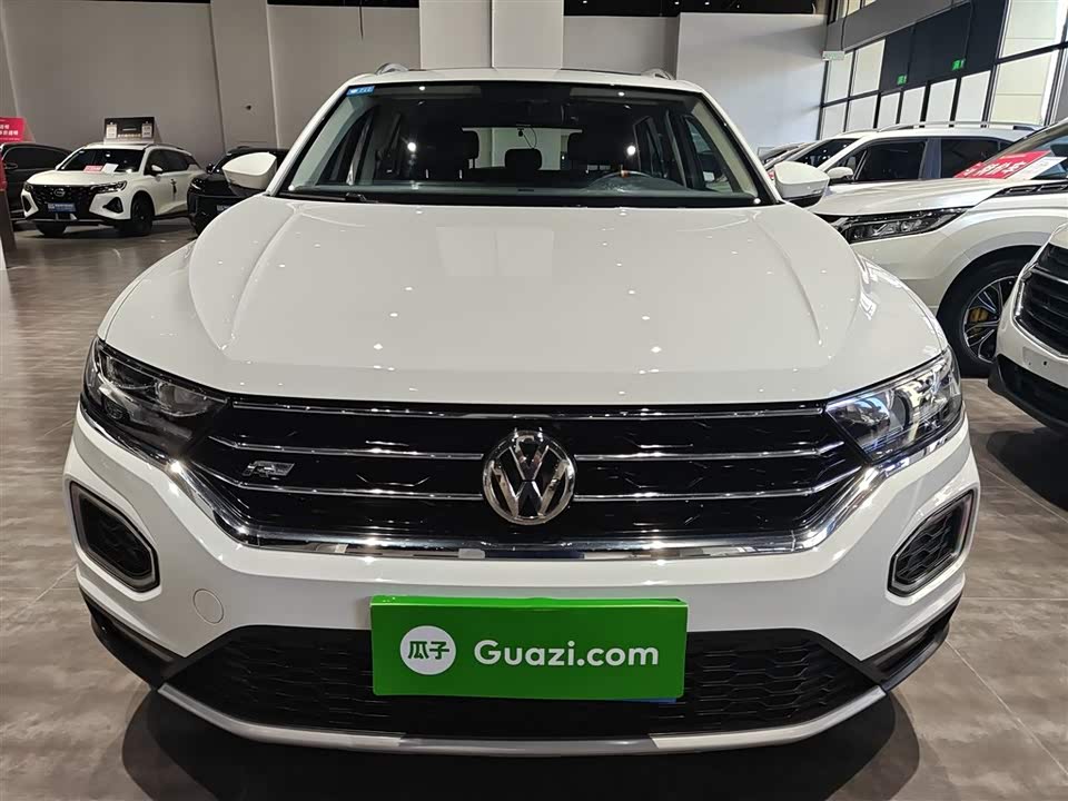 Volkswagen T-ROC exploring Songs