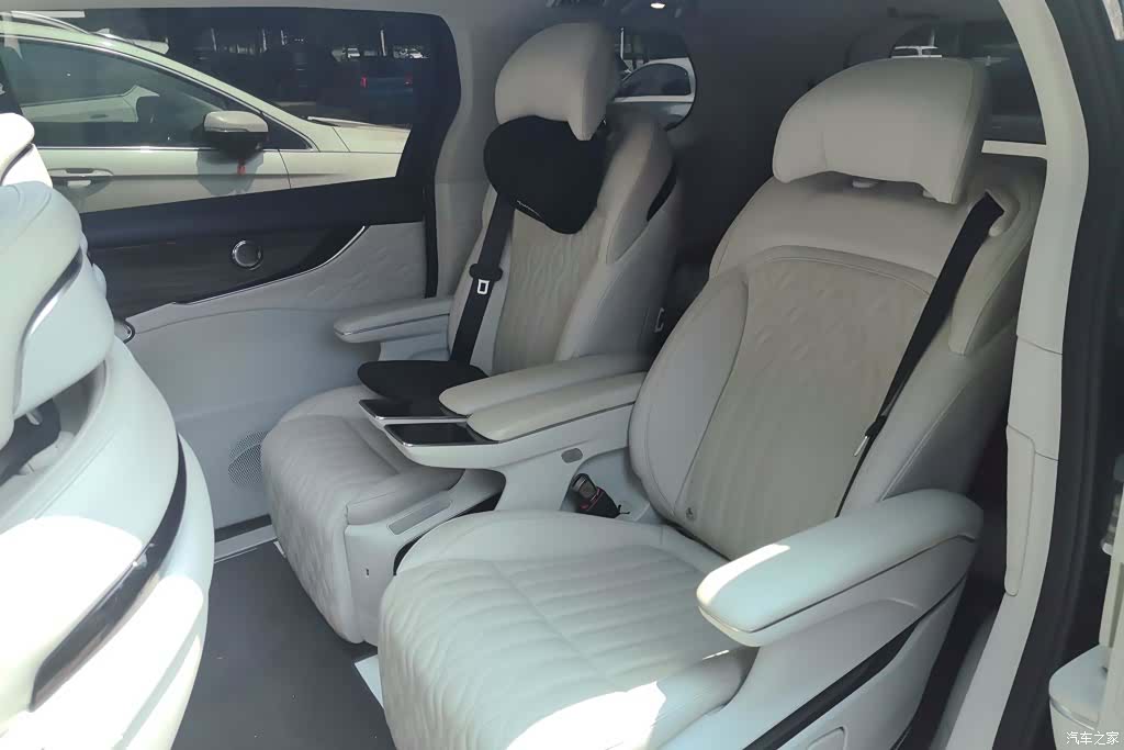 DongFeng V9, 2024 11
