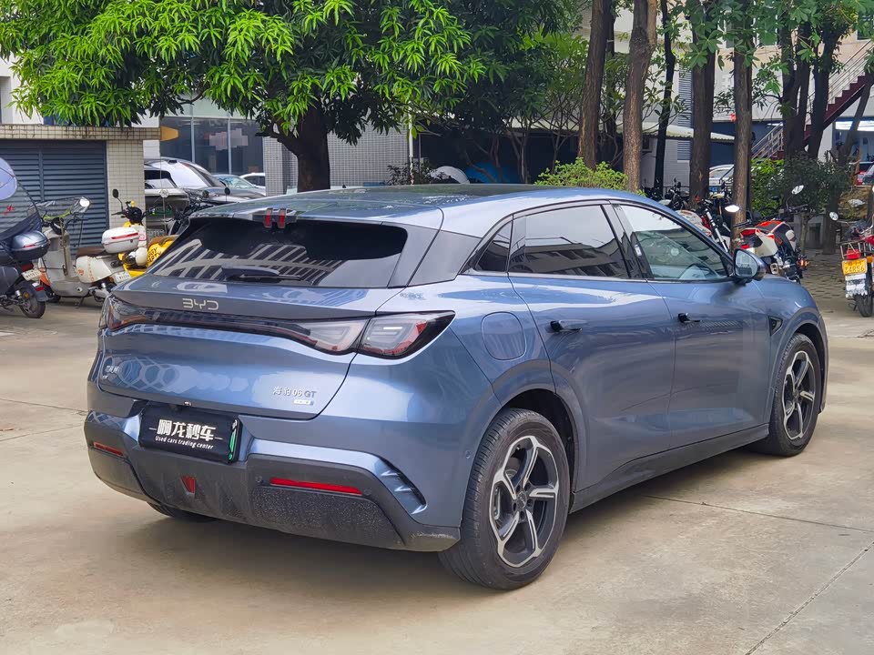 BYD Seal 06GT