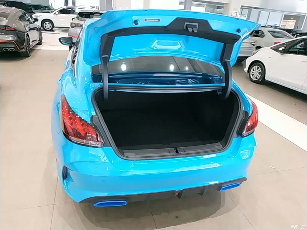 MG MG5, 2022 19