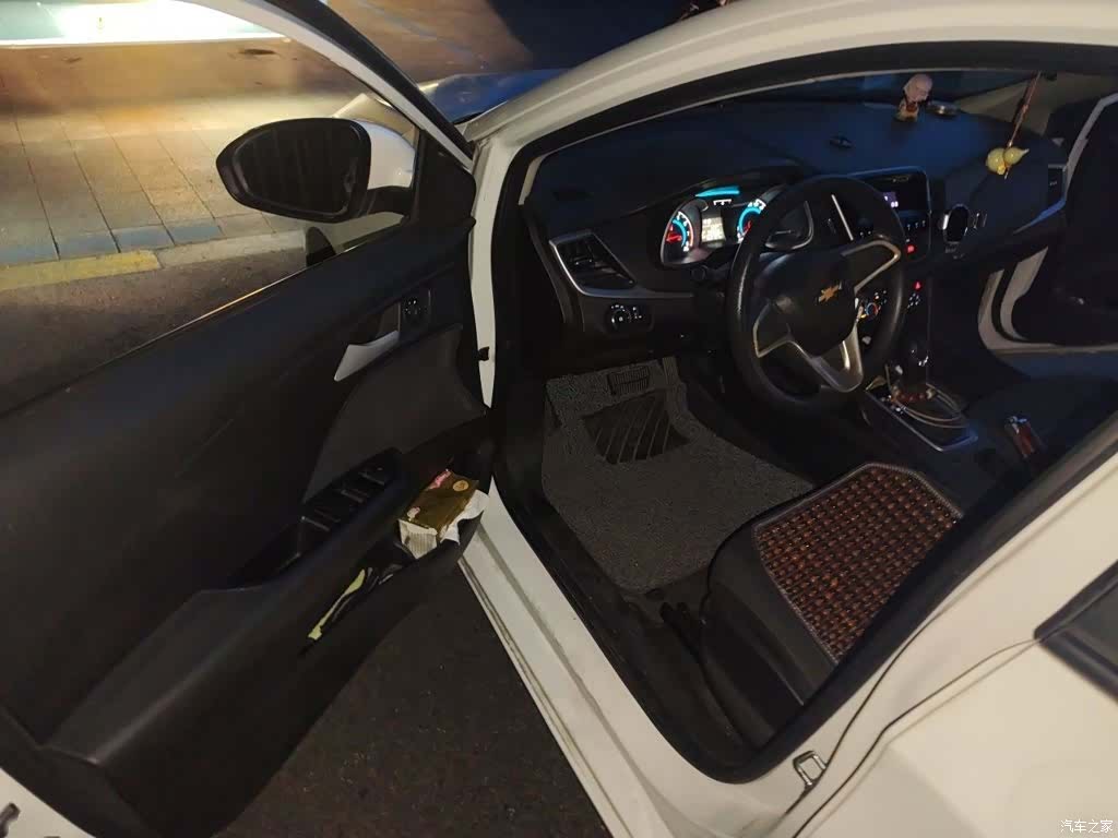 Chevrolet 320, 2018 14