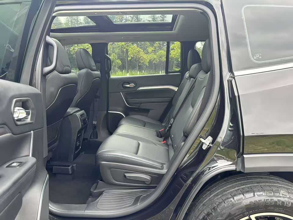 Jeep Grand Commander