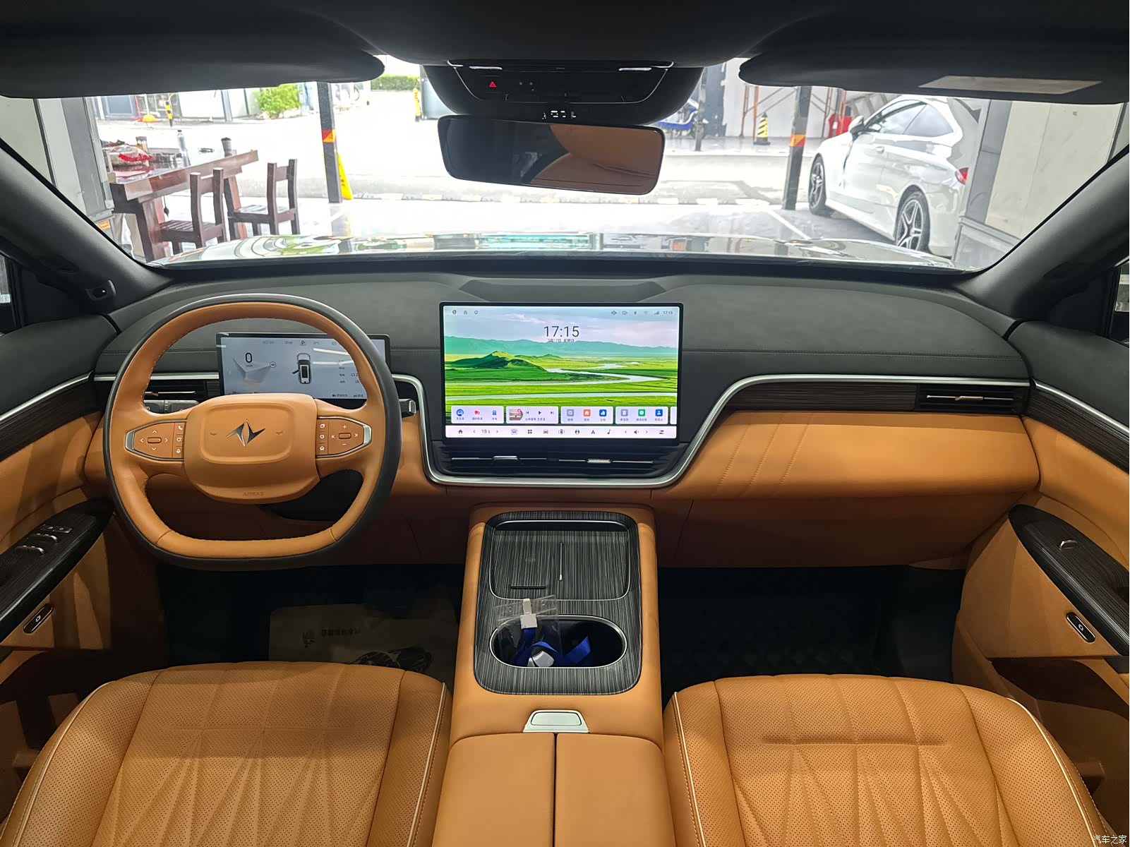 DongFeng eπ008, 2024 12