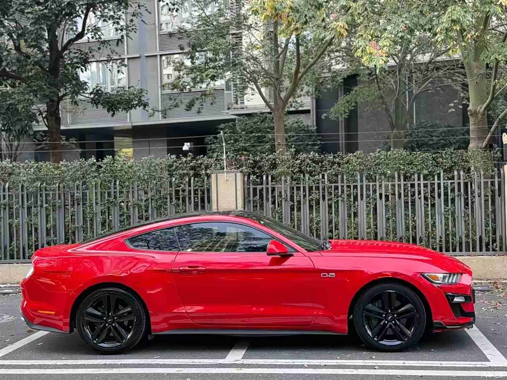 Ford Mustang, 2016 4