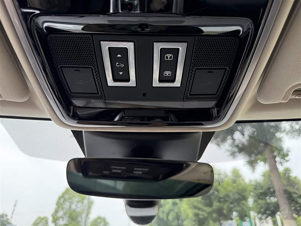 Land Rover Range Rover Sport Land Rover Range Rover Sport