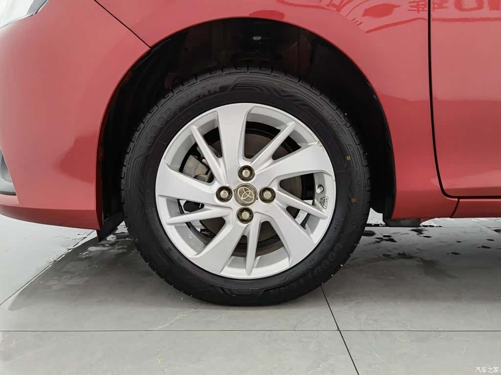 Toyota YARiS L, 2019 17