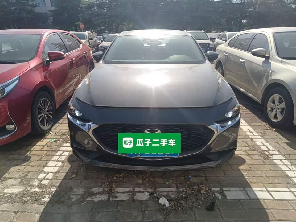 Mazda 3 Angkesaila