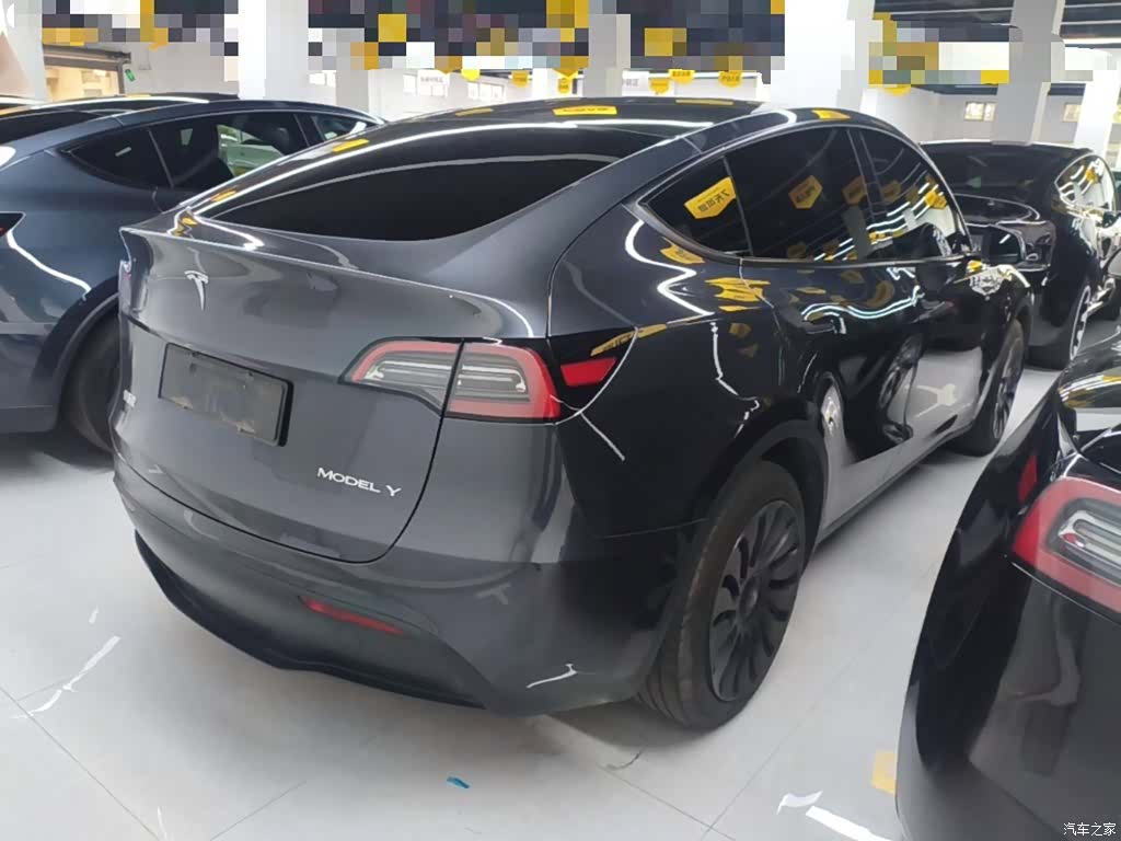 Tesla Model Y, 2024 все фото