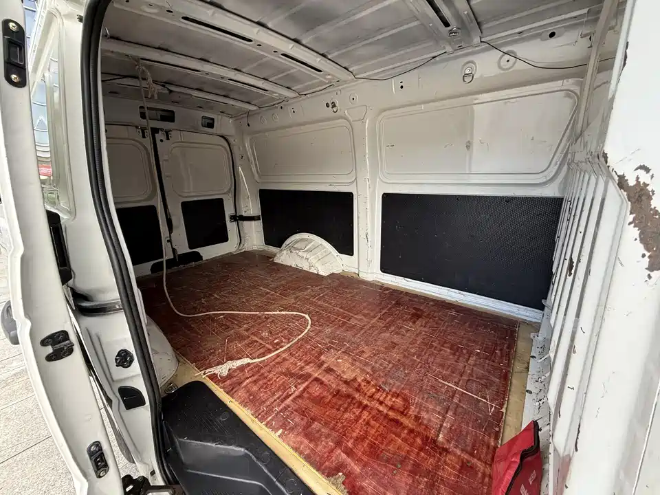 Dongfeng Yufeng Yufeng EM26