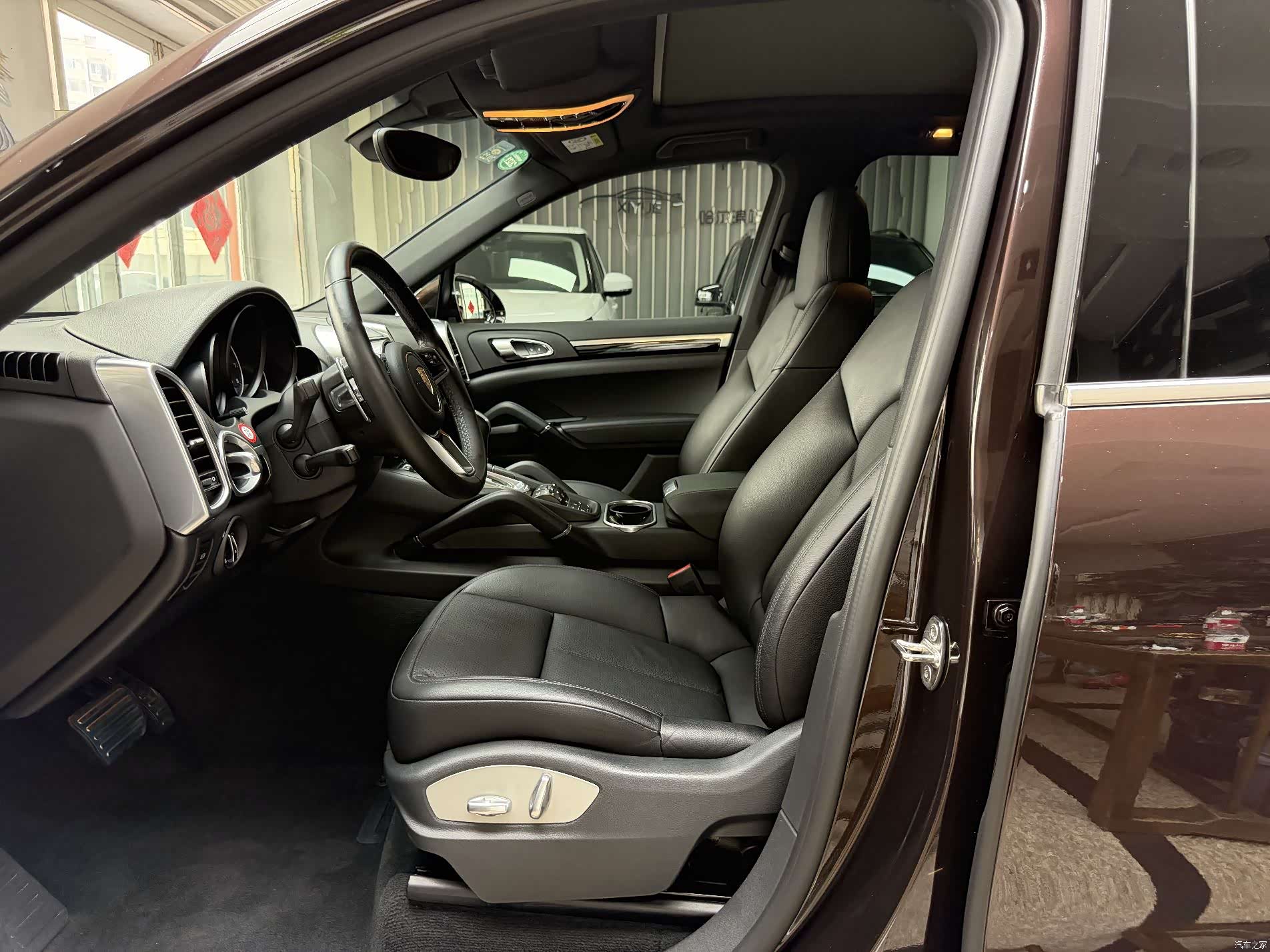 Porsche Cayenne, 2016 9