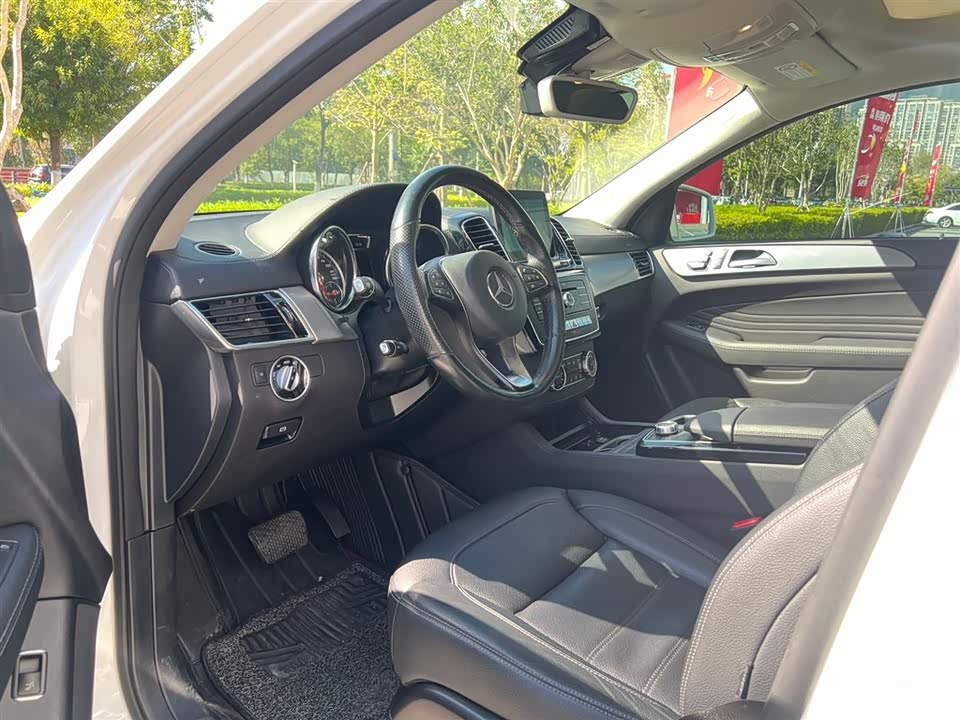 Mercedes-Benz GLE coupe