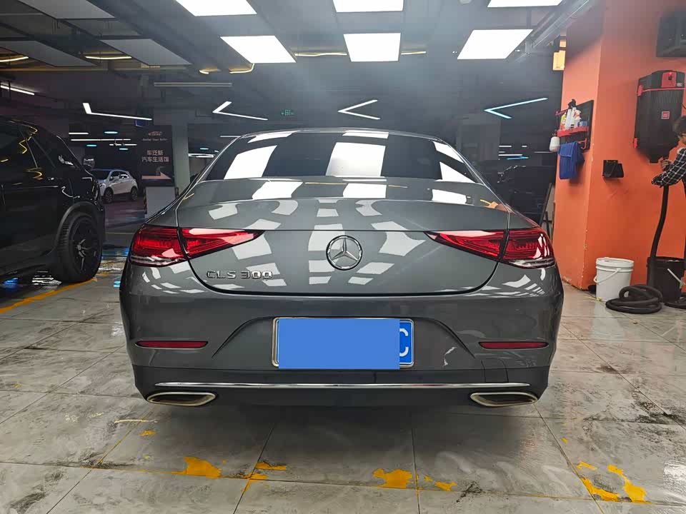 Mercedes-Benz CLS