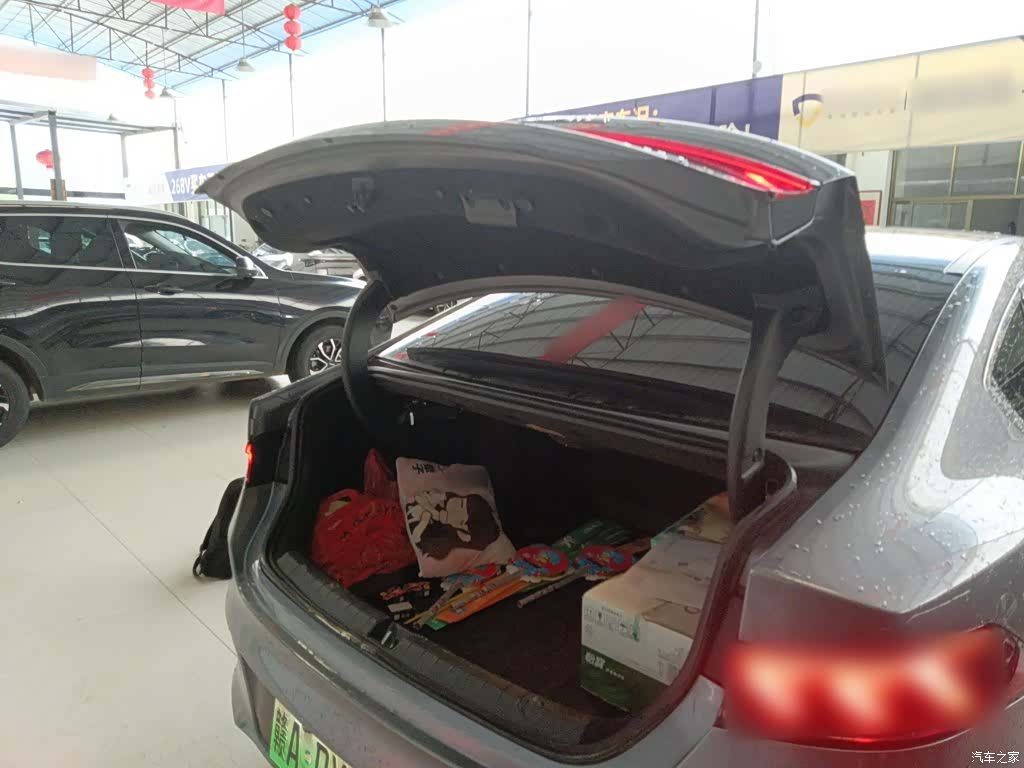 BYD Qin, 2023 15