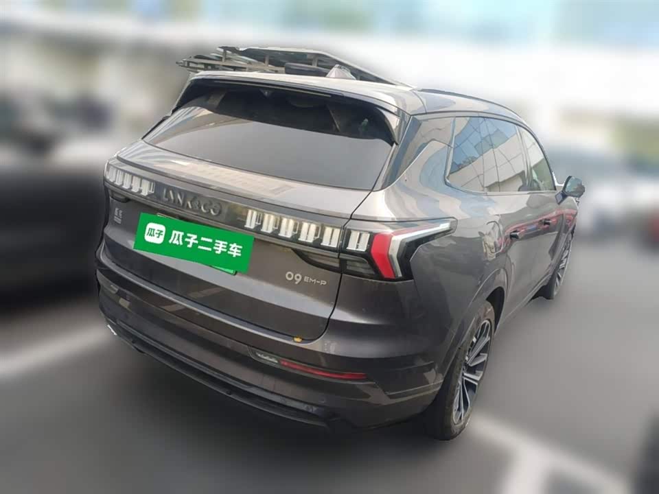 Lynk & Co 09 EM-P