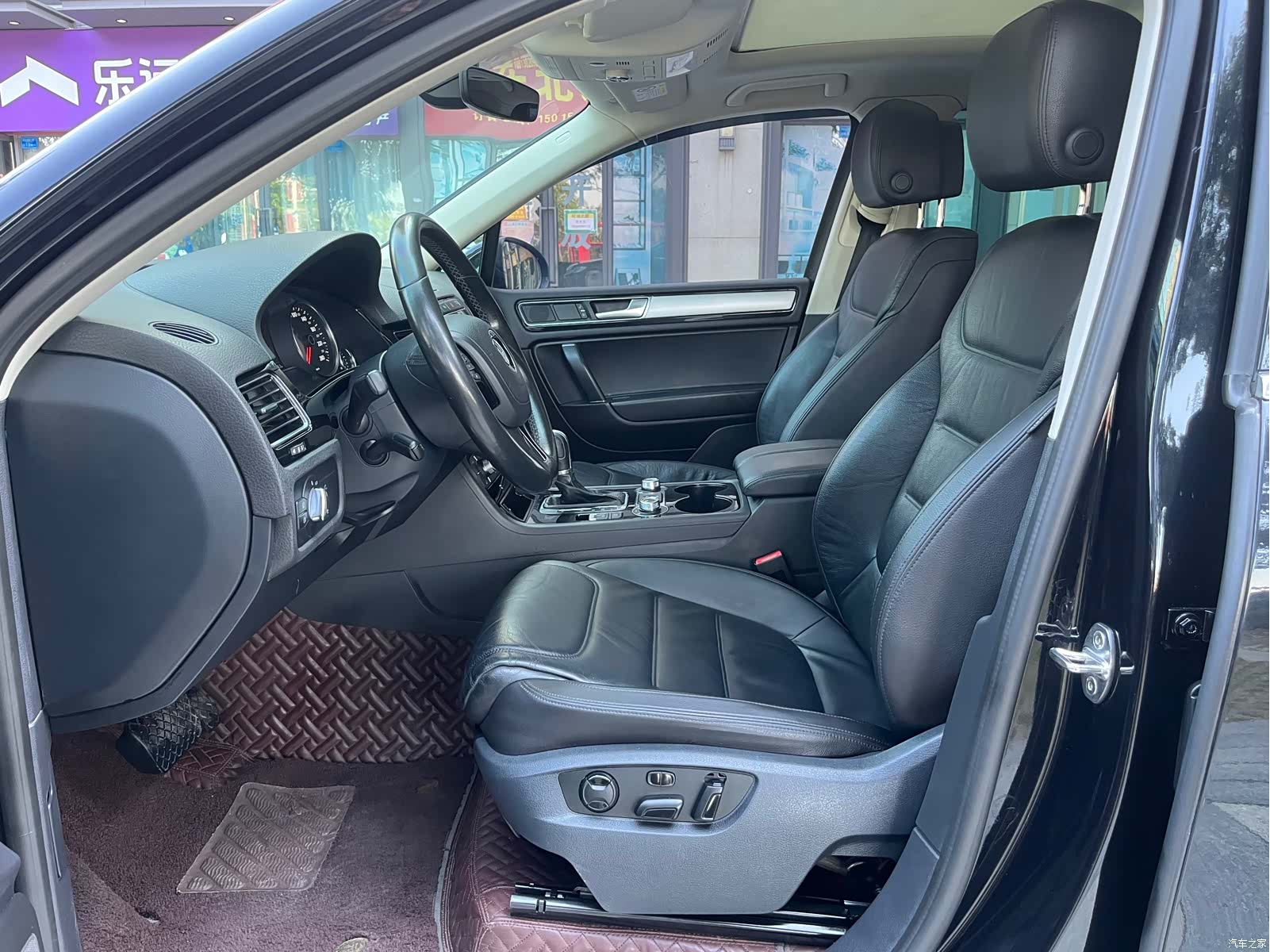 Volkswagen Touareg, 2017 10