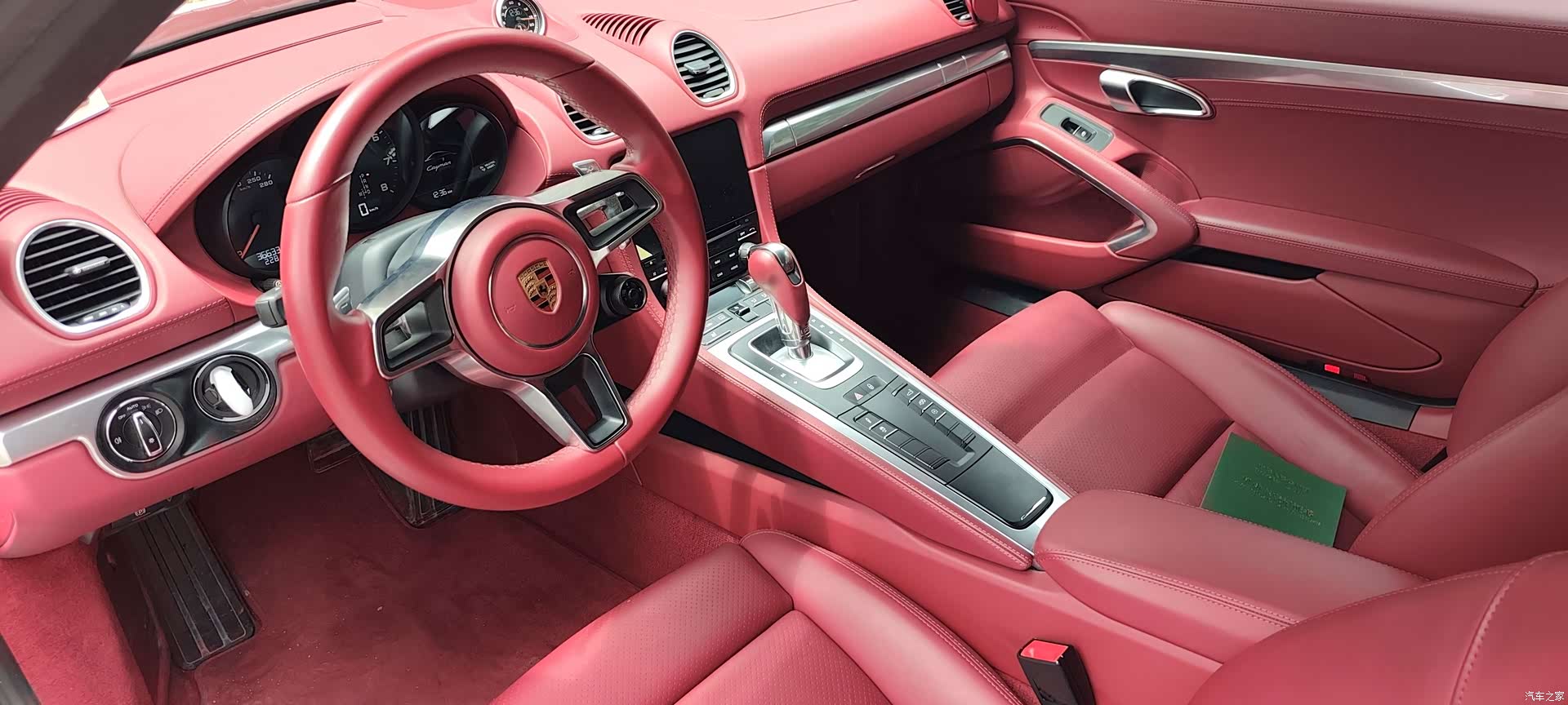 Porsche Cayman, 2019 10